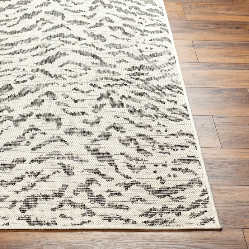 Livabliss Ravello Zebra Print Indoor/ Outdoor Area Rug