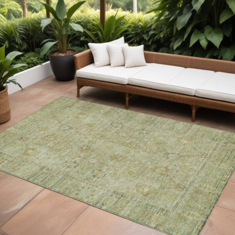 HomeRoots Oriental Traditional Rectangle Outdoor Rug - 9' X 12'