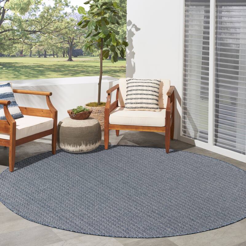 Nourison Tulum Indoor/Outdoor Chevron Area Rug - 8' x Round - Denim