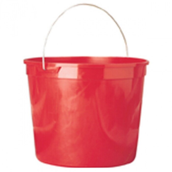 plastic bucket capacity