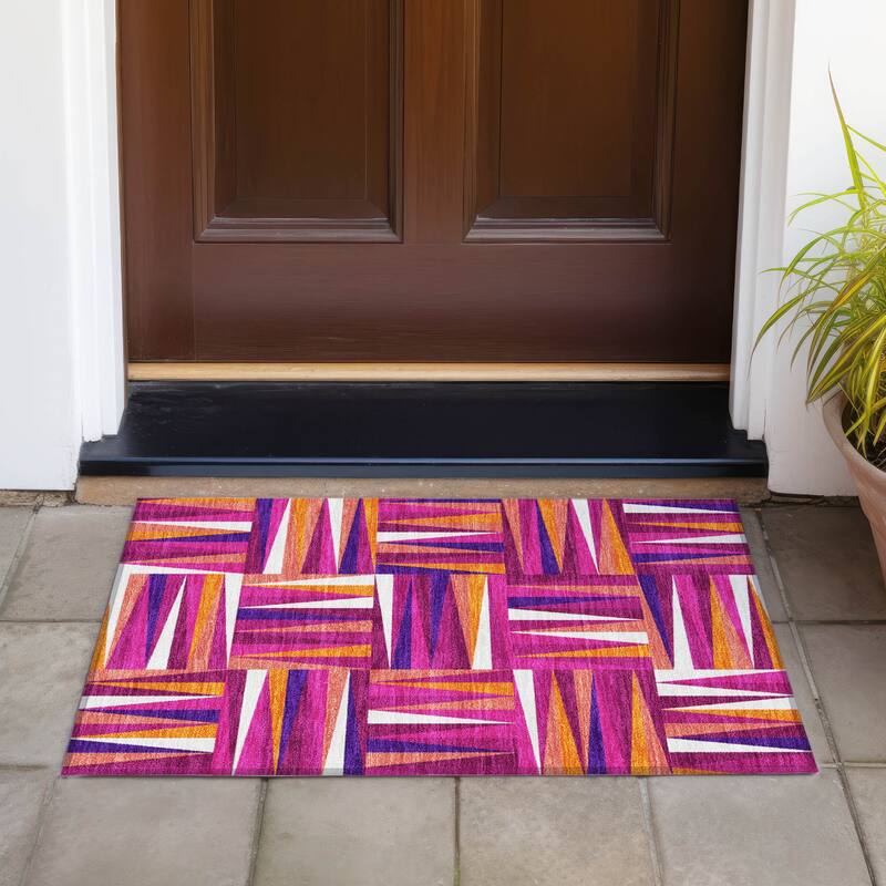 Machine Washable Indoor/ Outdoor Contemporary Mosaic Chantille Rug - Garnet - 1'8" x 2'6"