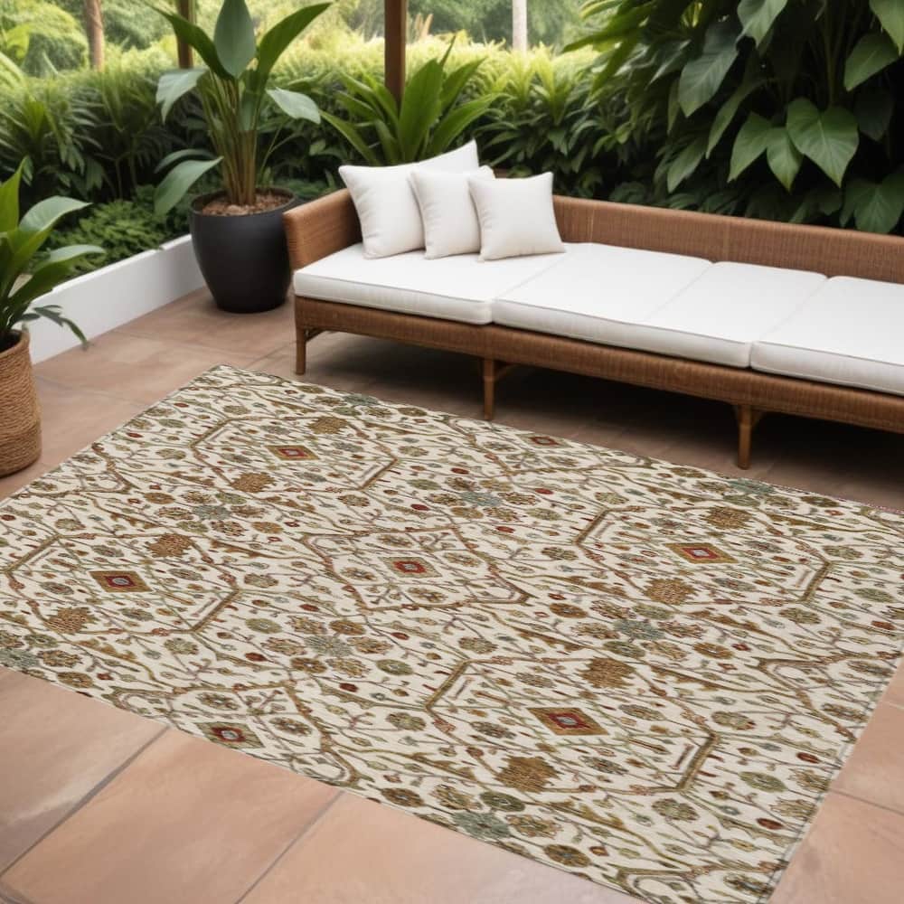 HomeRoots Floral Transitional Rectangle Outdoor Rug