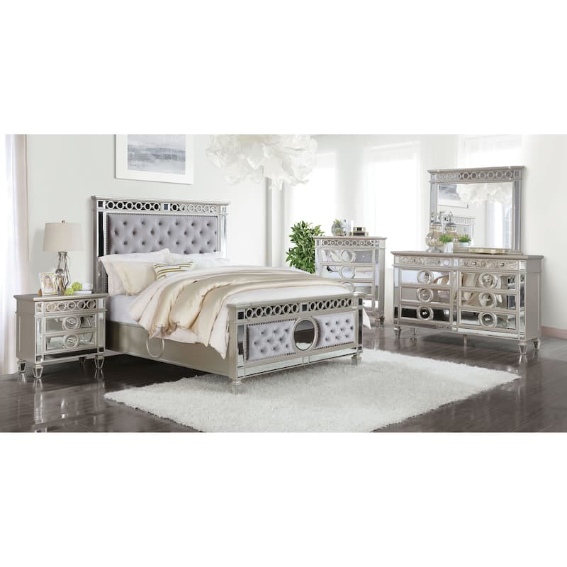 Alyah Glam Champagne 56-inch Wide 8-Drawer Dresser by Furniture of America