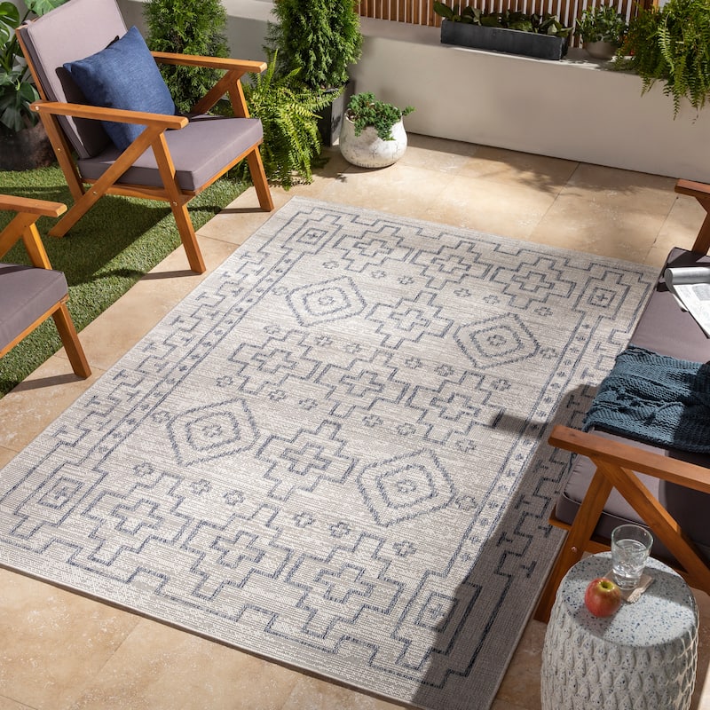 Livabliss Lynton Southwestern Border Indoor/ Outdoor Area Rug - 6'7" x 9' - Grey/Blue