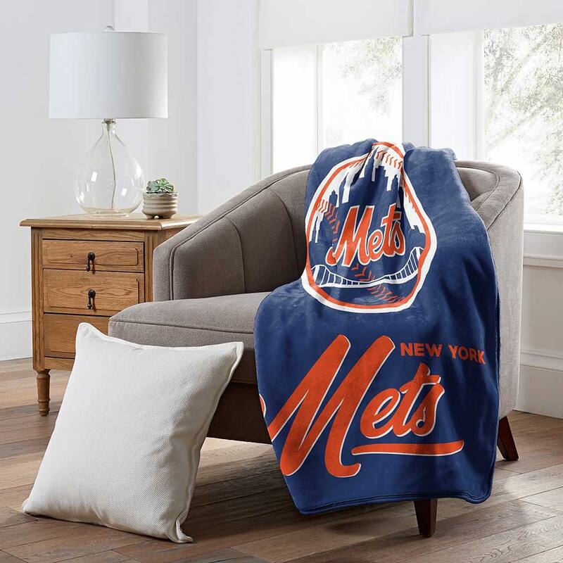 MLB New York Mets Signature Raschel Throw Blanket