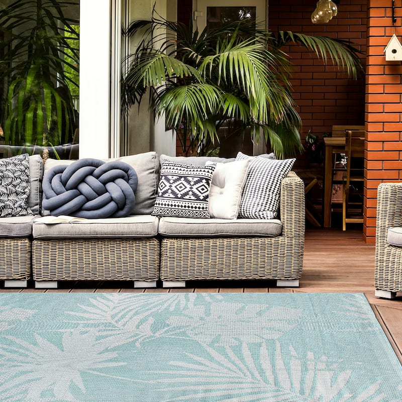 Contemporary Tropical Leaves Indoor/Outdoor Flatweave Waterproof Backyard Patio Area Rug