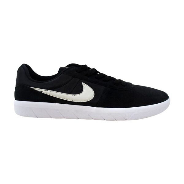 nike team classic black