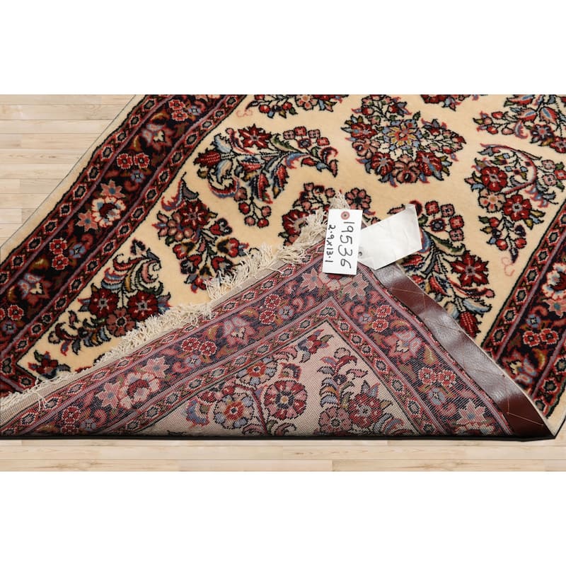 2'9''x13'1'' Runner Hand Knotted Wool Ivory Sarouk Traditional Rug - 2' 9'' x 13' 1''