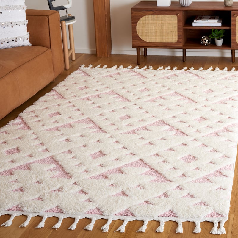 SAFAVIEH Moroccan Tassel Shag Kobi 2-inch Thick Rug - 9' x 12' - Ivory/Pink - Rectangle