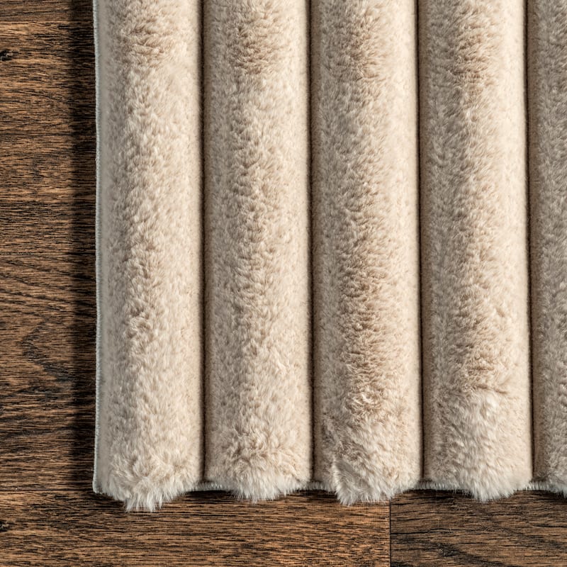 Nuloom Kai SuperiorWash Stripe Faux Rabbit Machine Washable Area Rug