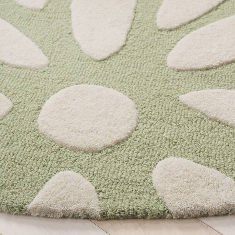 SAFAVIEH Handmade SAFAVIEH Coraima Fleurette & Tween Wool Rug