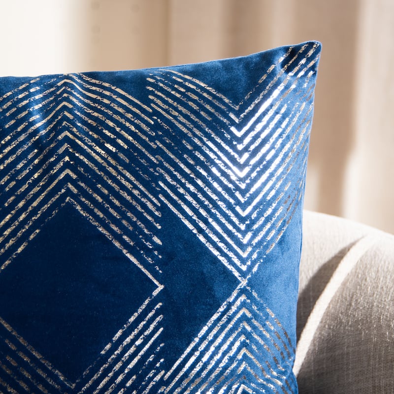 SAFAVIEH Yanne Art Deco Decorative Throw Pillow