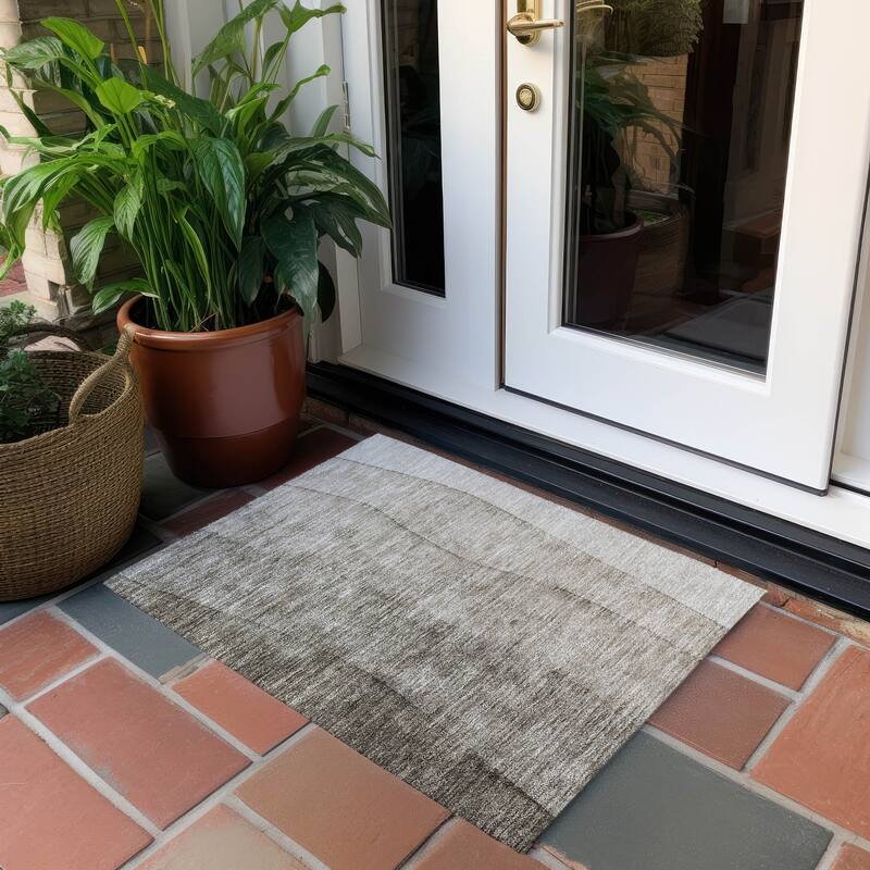 Machine Washable Indoor/ Outdoor Chantille Modern Horizon Rug - Taupe - 1'8" x 2'6"