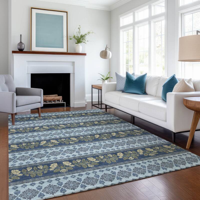 Machine Washable Indoor/ Outdoor Stripe Sochi Chantille Rug