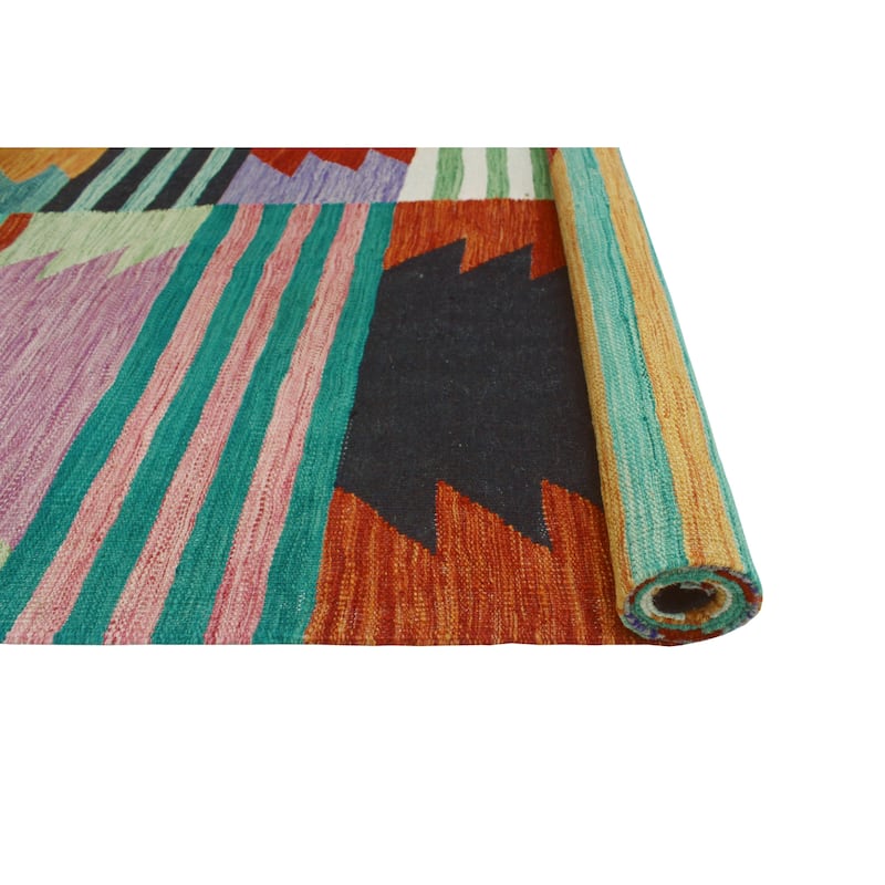 Modern Flatweave Irmak Green/Ivory Rug - 6'4" x 9'9"