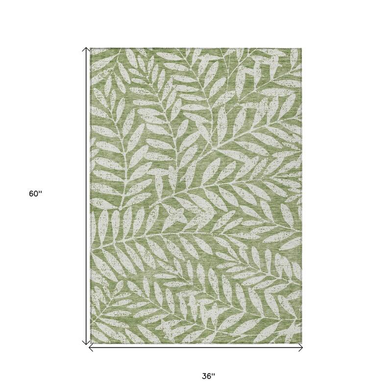 HomeRoots Floral Transitional Rectangle Outdoor Rug
