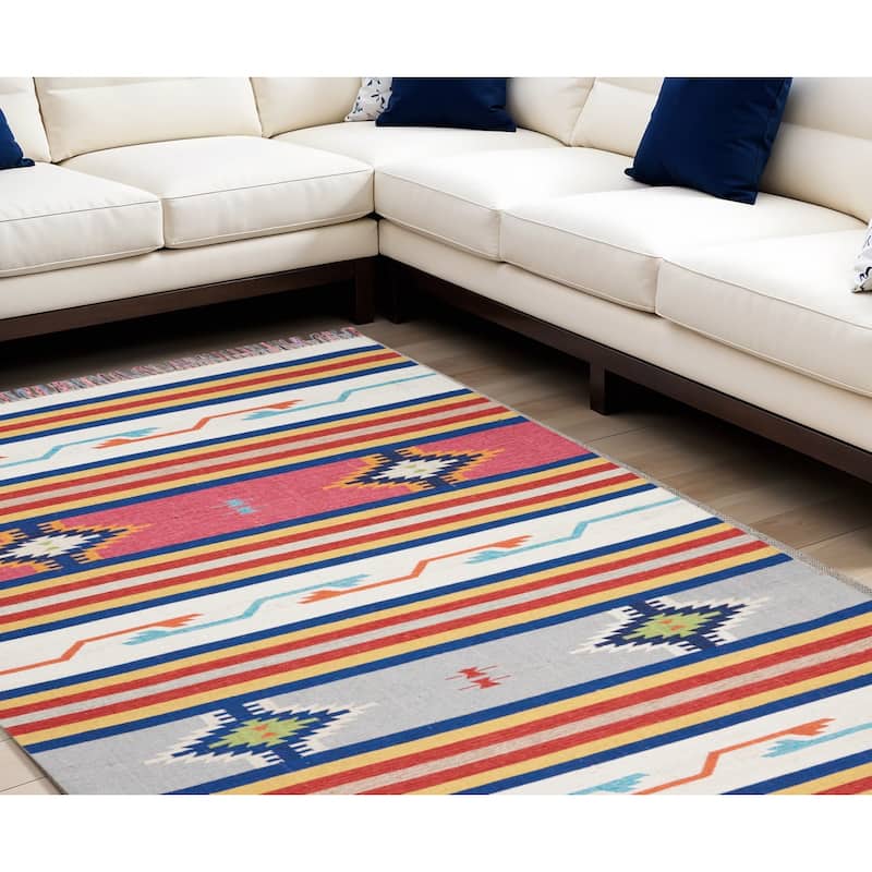Funu Southwestern Woven Low Pile with Fringe Area Rug By HomeRoots - 114' X '78' X '0.25 - 114' X '78' X '0.25 - Lavender/Ivory - Rectangle