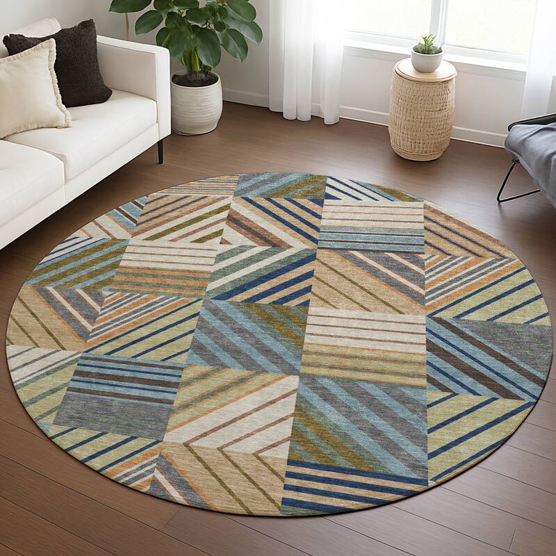Machine Washable Indoor/ Outdoor Geo Mosaic Chantille Rug