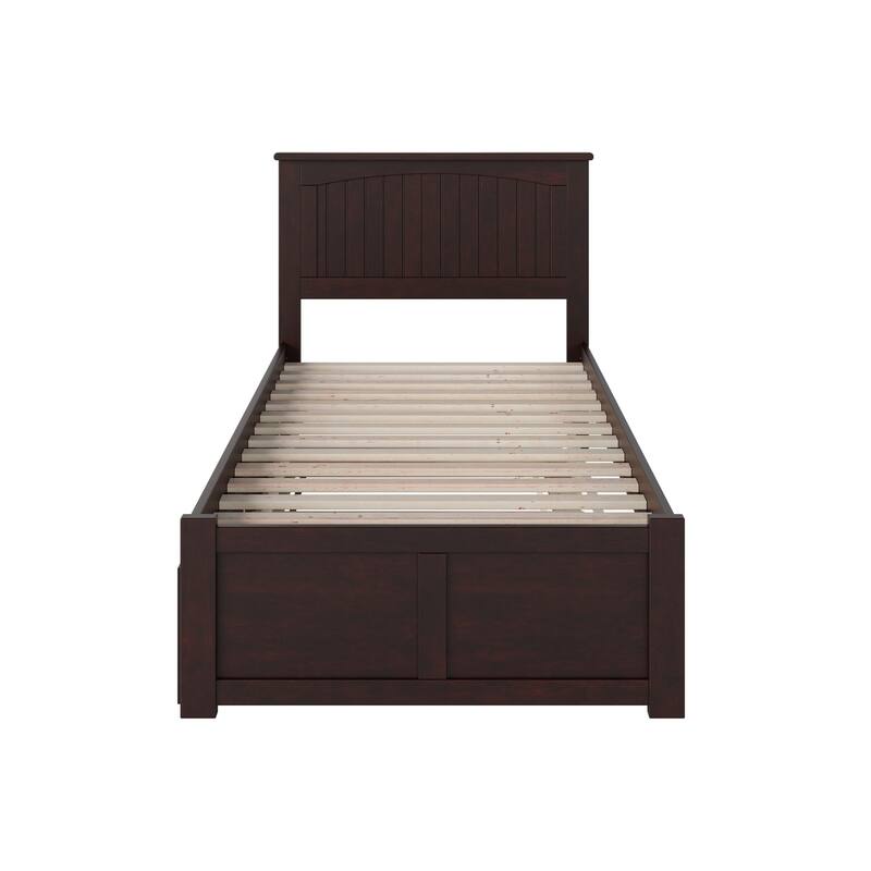 Nantucket Bed with Footboard and Twin Extra Long Trundle