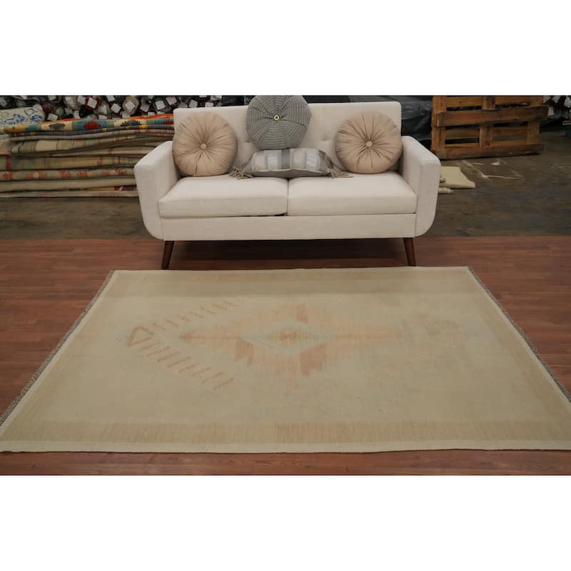 Hand Woven Oriental 100% Wool Carpet Southwestern Medallion Beige & Ivories Kilim Area Rug - 6' 7'' X 4' 11''
