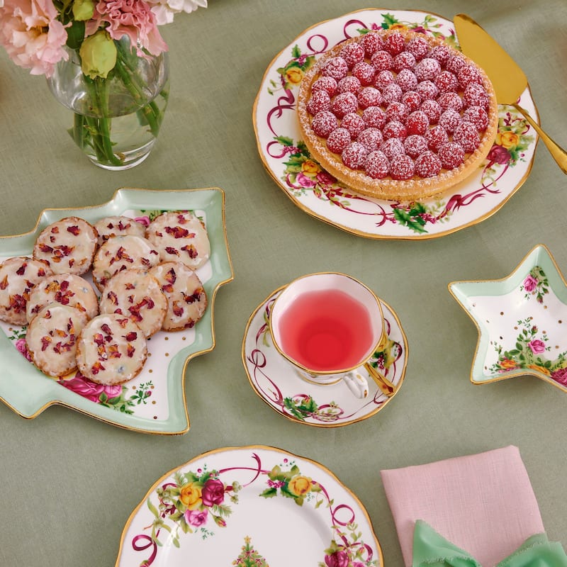 Royal Albert Old Country Roses Christmas Star Bowl