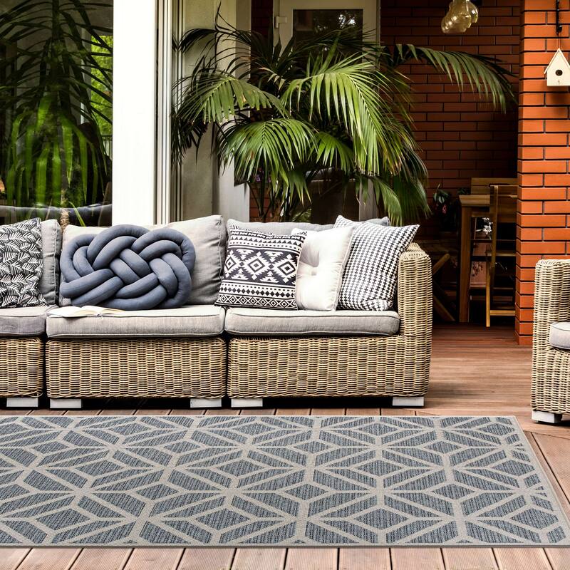 World Rug Gallery Modern Contemporary Geometric Indoor/Outdoor Area Rug