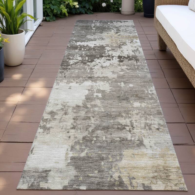 Machine Washable Indoor/Outdoor Contemporary Blend Chantille Rug - Taupe - 2'3" x 7'6"