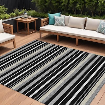 HomeRoots Striped Transitional Rectangle Outdoor Rug