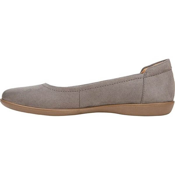 naturalizer flexy flats grey