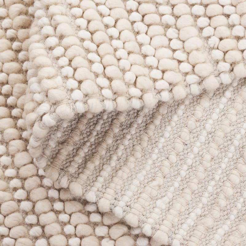 SAFAVIEH Handmade Natura Klodjana Wool Rug
