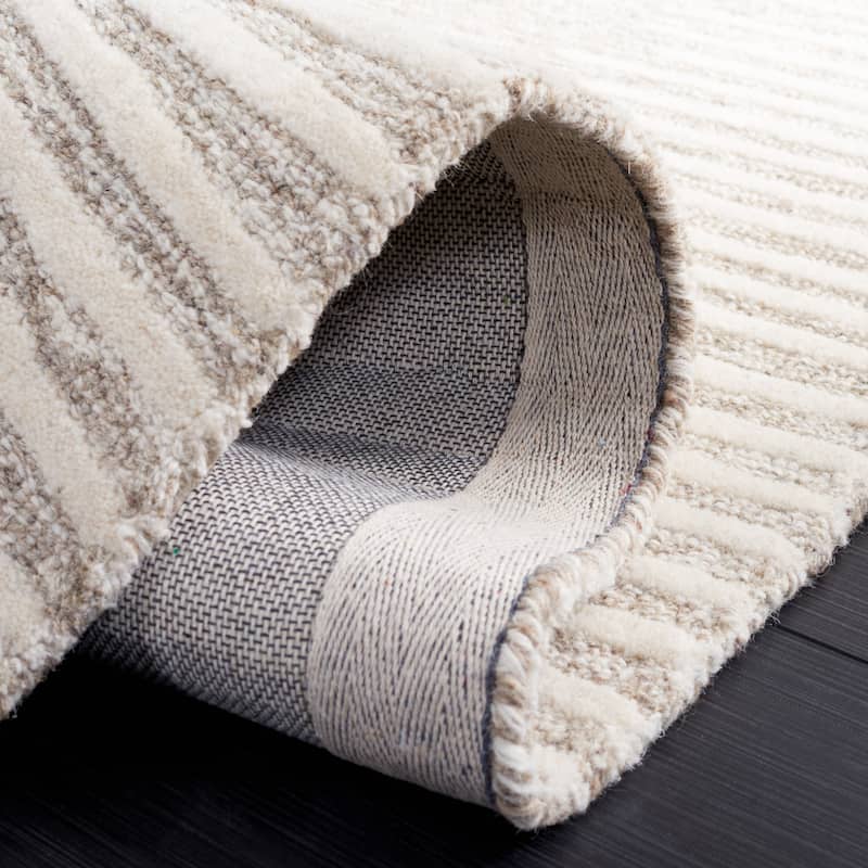 SAFAVIEH Handmade Abstract Deema Modern Wool Rug