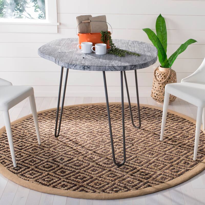 SAFAVIEH Handmade Natural Fiber Jaeda Diamond Jute Tassel Rug - 6' Round - Brown/Natural