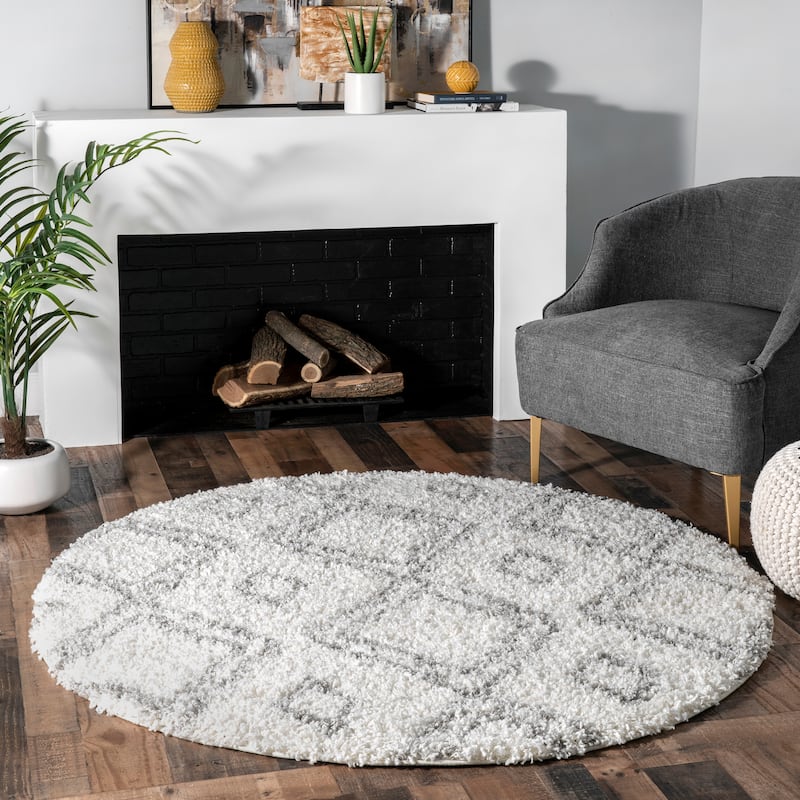 Nuloom Iola Geometric Shag Area Rug - 5'3" Round - White - Runner