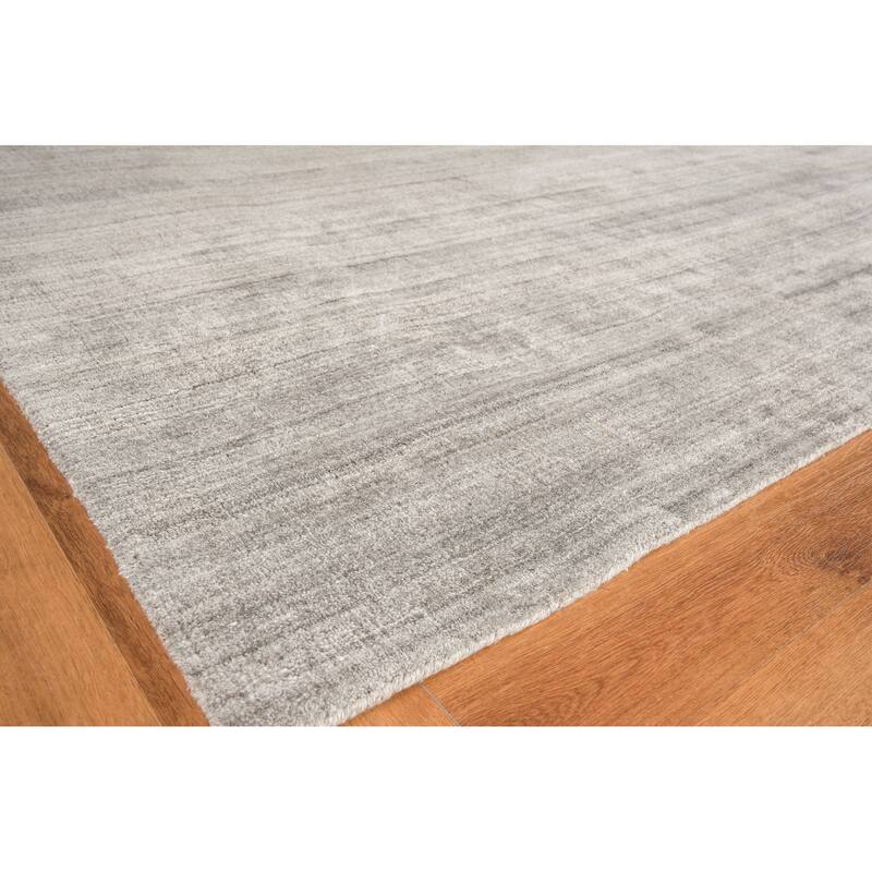 EXQUISITE RUGS Sanctuary Hand-loomed Bamboo Silk/Wool Grey Area Rug.