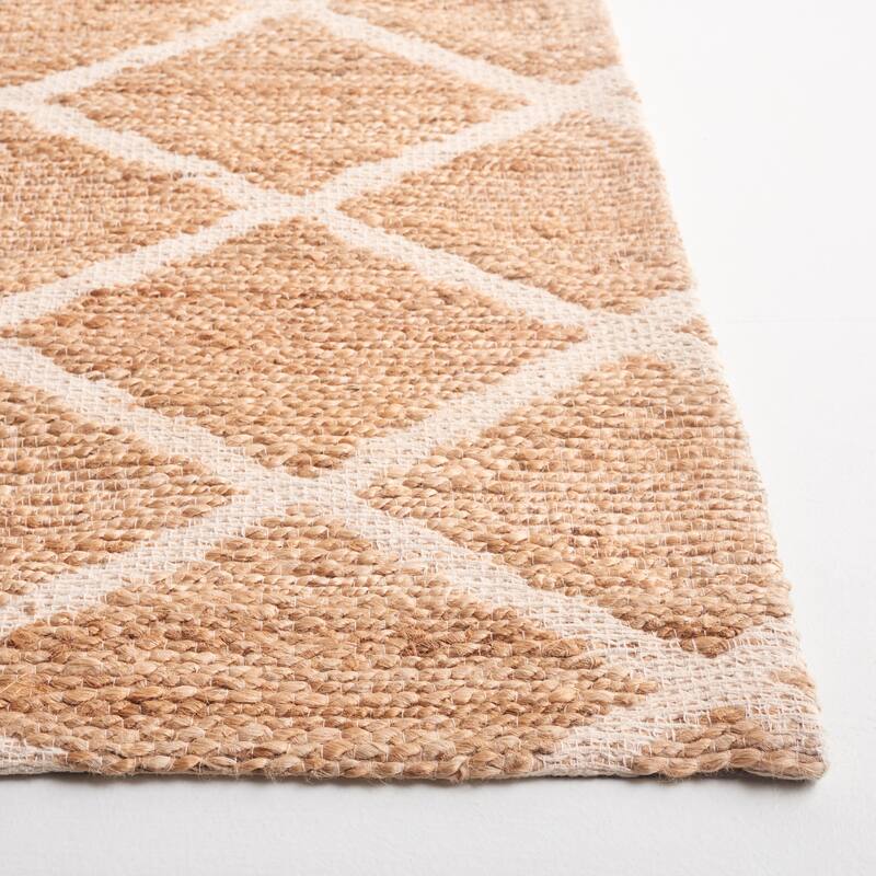 SAFAVIEH Natural Fiber Chessie Casual Jute Rug