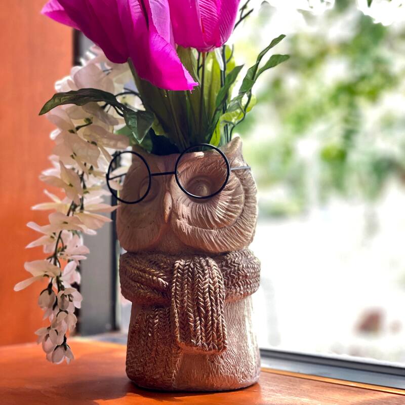 Bespectacled Owl Cement Vase 8.25" Gold Accents Knit Scarf Real Wire