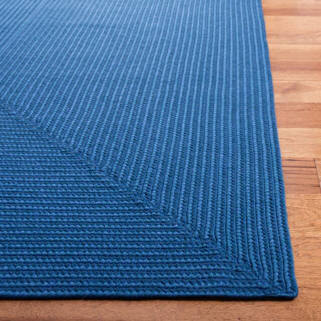 SAFAVIEH Handmade Braided Country Casual Lavada Rug