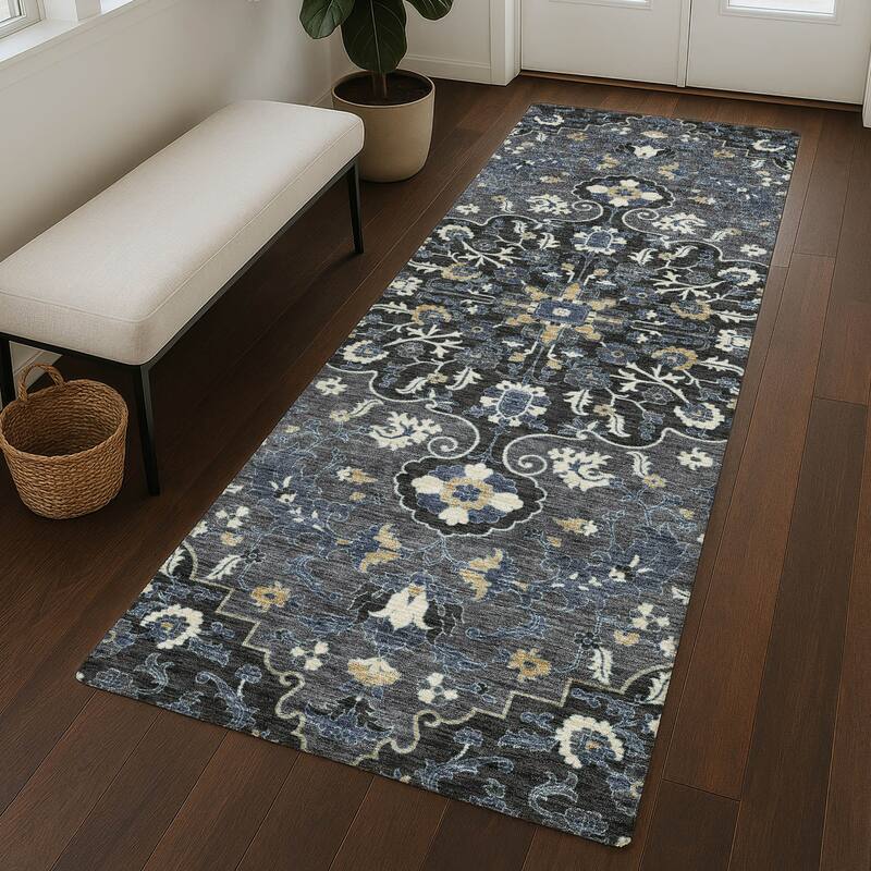 Machine Washable Indoor/ Outdoor Traditional Savannah Chantille Rug