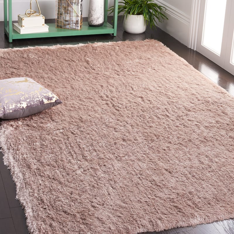 SAFAVIEH Handmade Nataly Shag Danara 2.5-inch Thick Rug - 6' x 9' - Beige