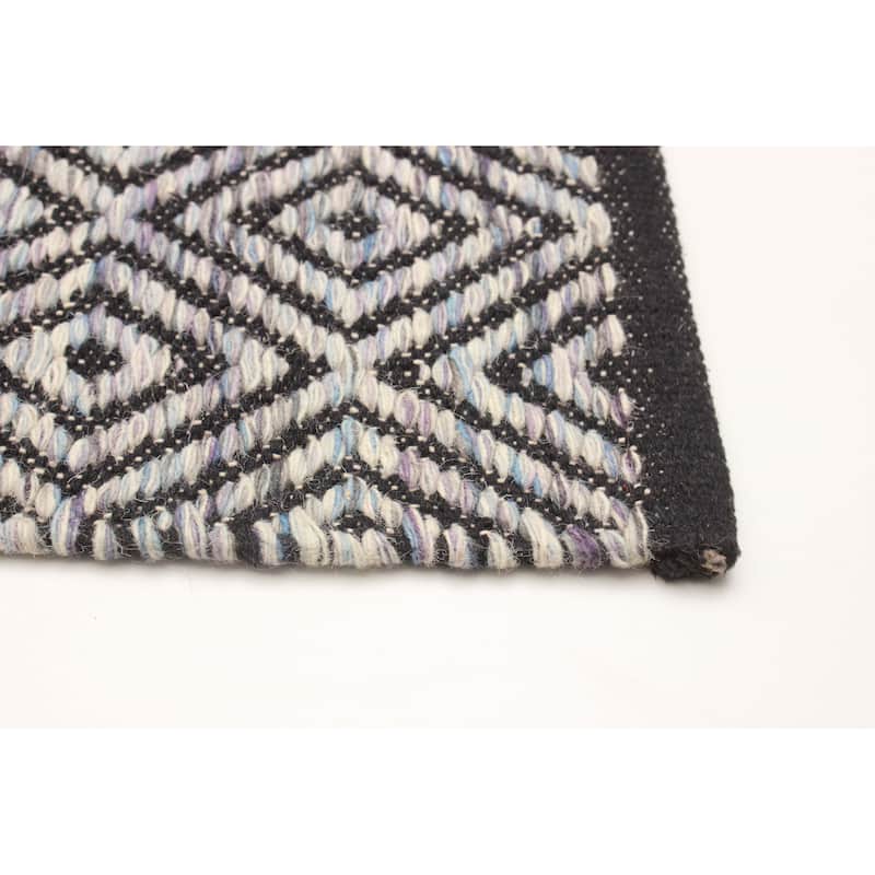 Sienna Black Rug 5'1" x 7'9" - 5'1 x 7'9