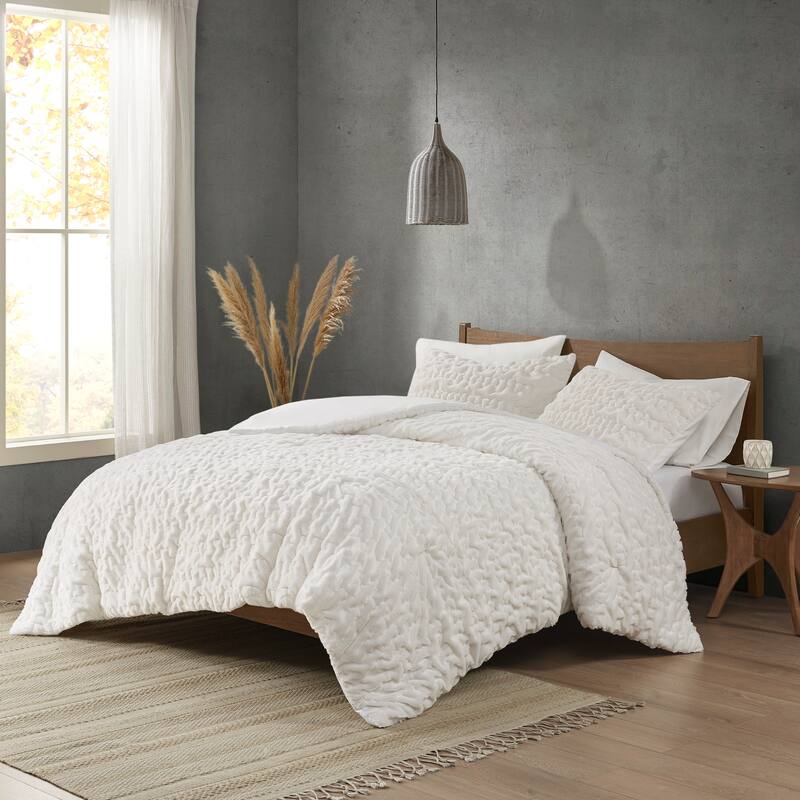 Madison Park Dakota Ruched Fur Down Alternative Comforter Set