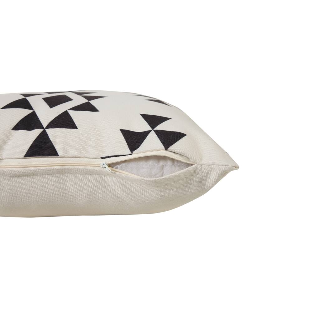 HomeRoots 20" X 20" Black Zippered Southwestern Indoor Outdoor Throw Pillow - 20" x 20"