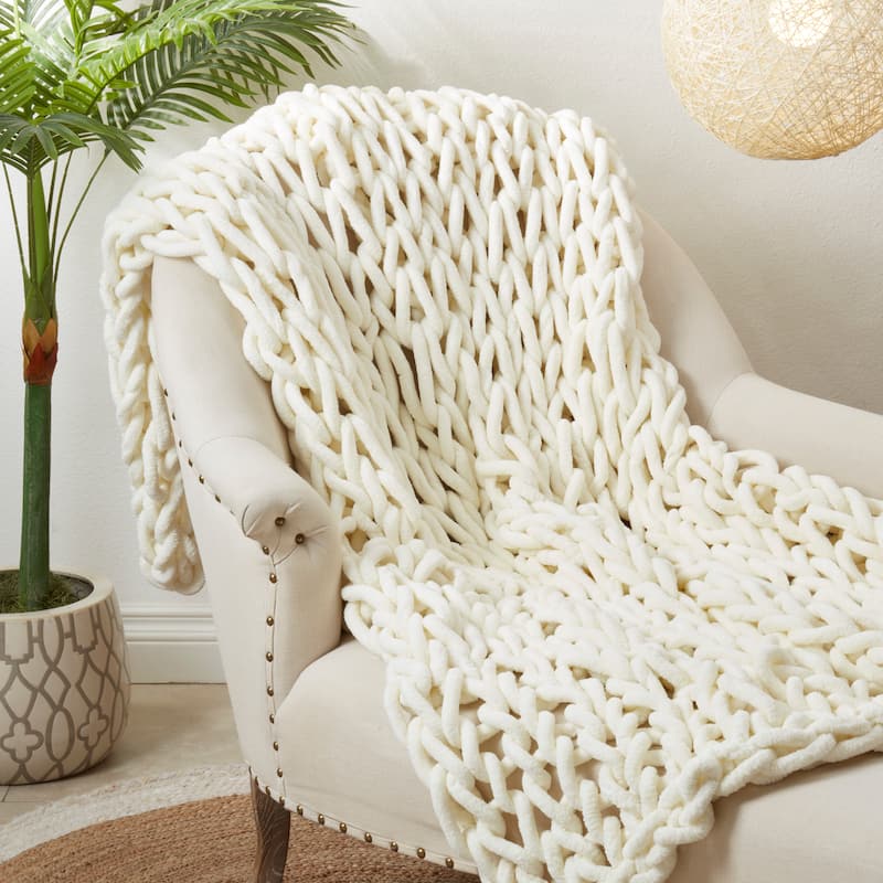 Textured Chunky Knit Cozy Throw