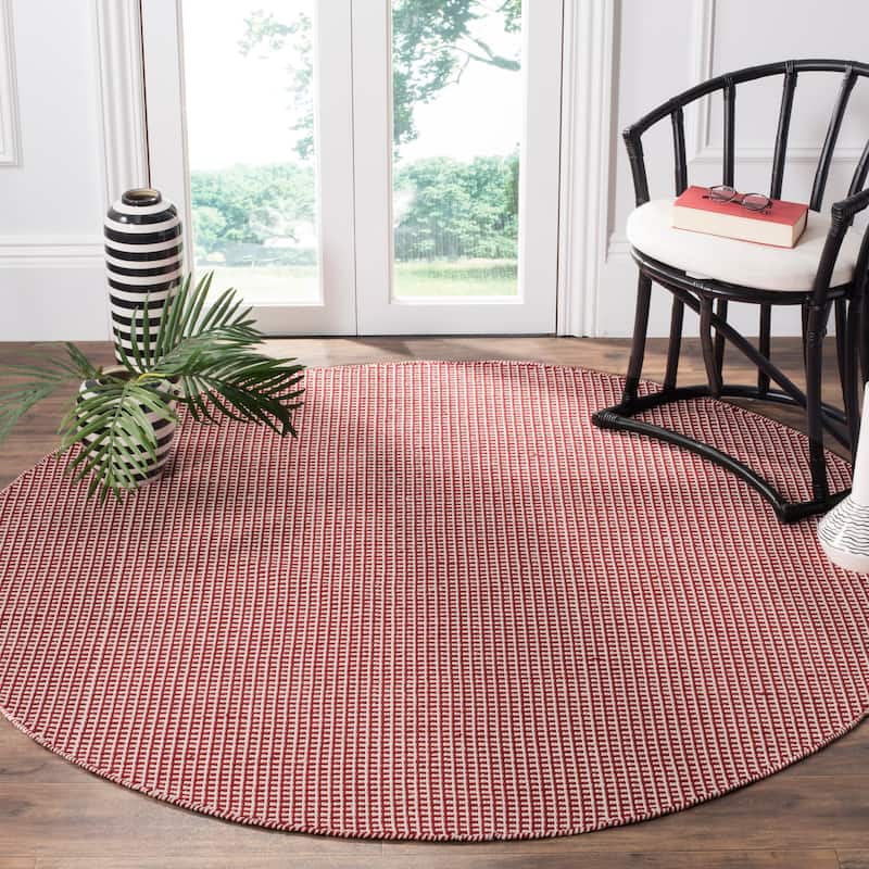 SAFAVIEH, Handmade Montauk Cliff Stripe Flatweave Cotton Fringe Rug - 6' Round - Ivory/Red