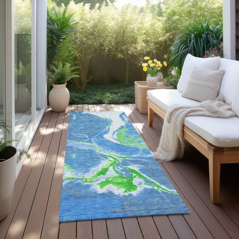 Machine Washable Indoor/ Outdoor Modern Abstract Chantille Rug - Denim - 2'3" x 7'6"