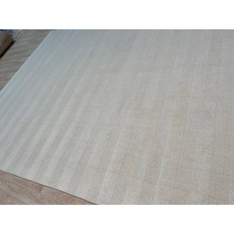 Hand-Knotted Wool Loop and Pile Rug, 10' x 14', White Area Rug, Elegant Handcrafted Soft Rug for Living Rooms - L