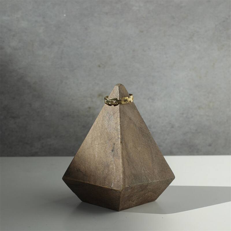 Palison Wooden Pyramid Design Ring Holder - Large - Small