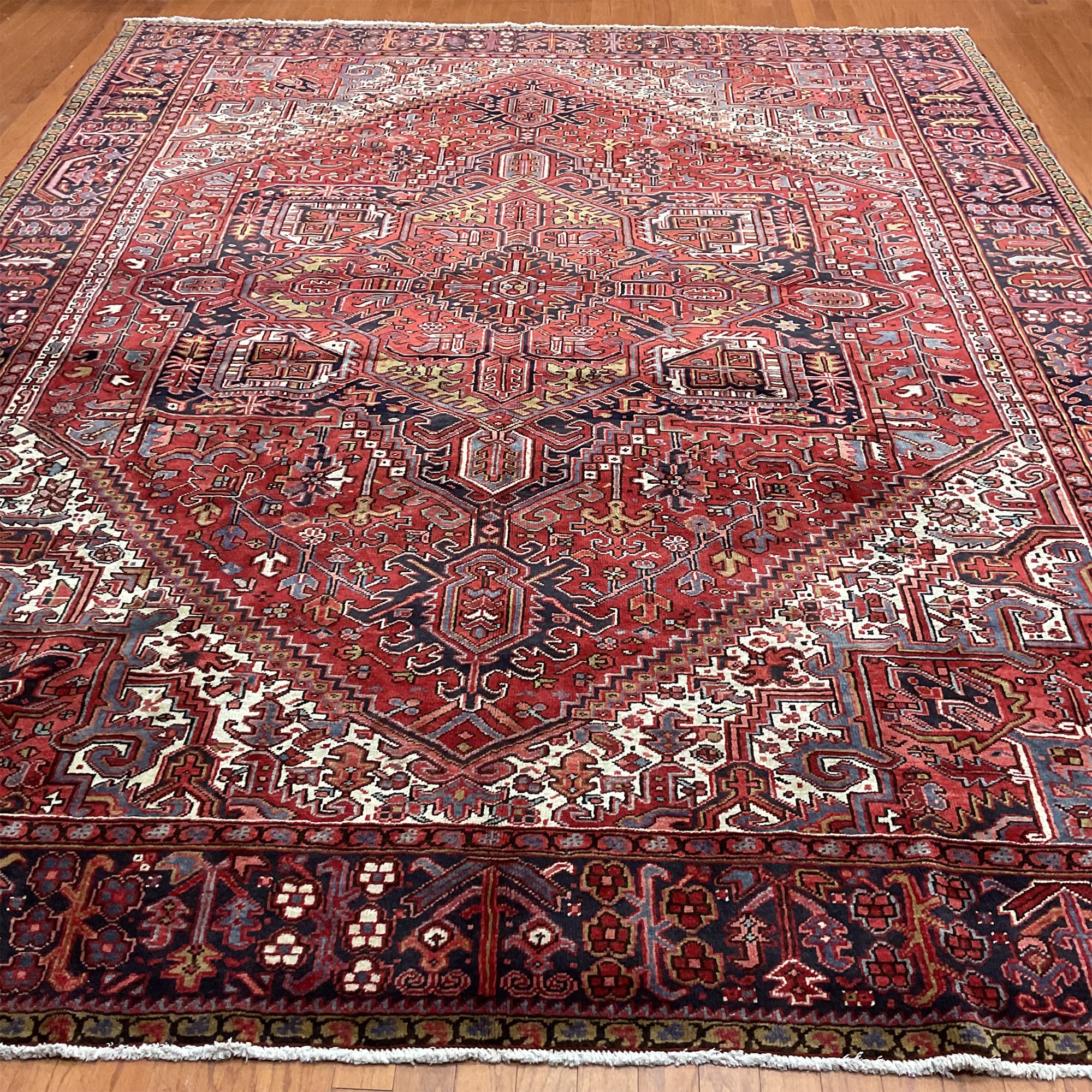 HERAT ORIENTAL Handmade Fine Heriz Rug - 10'1" x 12'10"