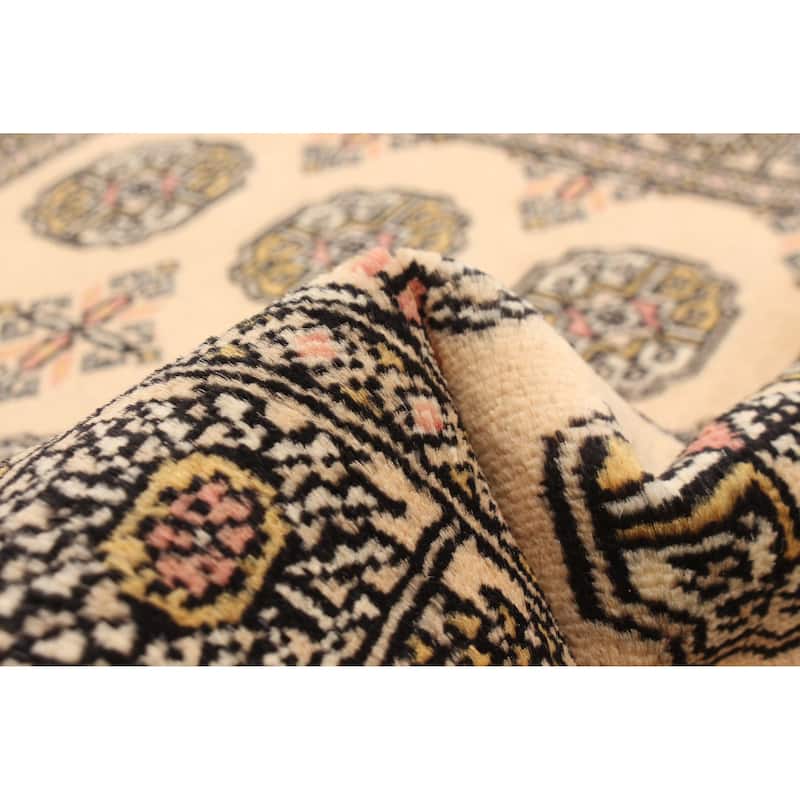 ECARPETGALLERY Hand-knotted Peshawar Bokhara Beige Wool Rug - 3'2 x 5'7
