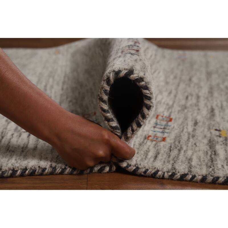 Hand Knotted Oriental 100% Wool Carpet Tribal Stripe Beige & Ivories Gabbeh Area Rug - 5' 11'' X 4' 1''